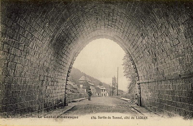 Tunnel routier cpa