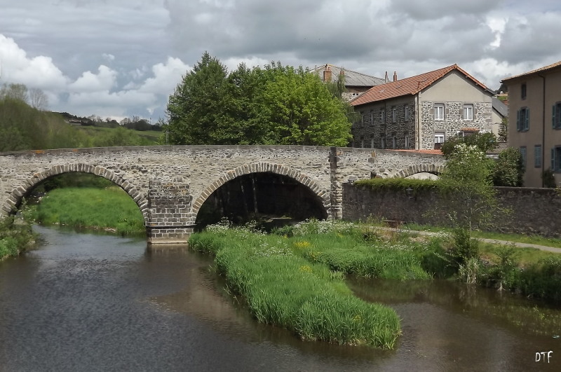 Pont vieux stFlour