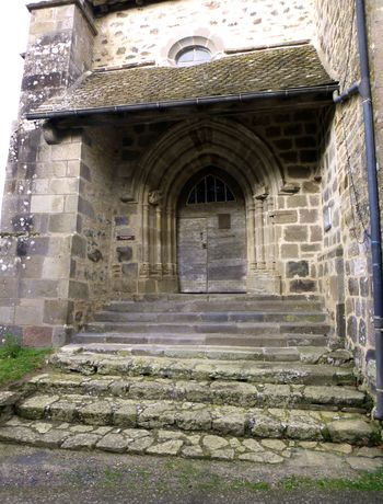 cros ronesque eglise 2