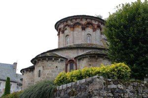 Eglises de l'Aubrac cantalien