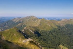 Le Cantal vu par Monique Devez Vallienne